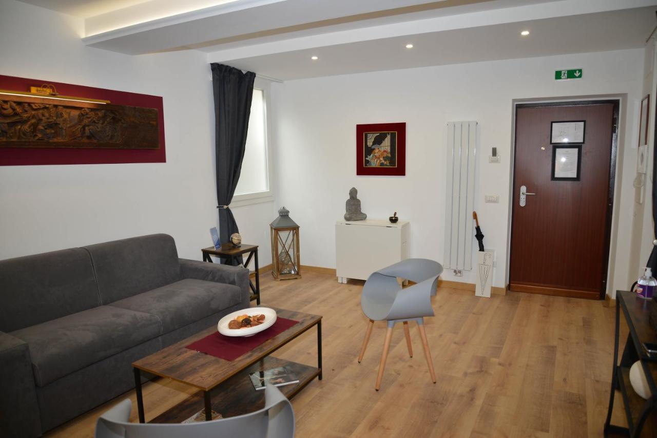 Fidia Palace Claudia'S Apartment Colosseo Rzym Zewnętrze zdjęcie