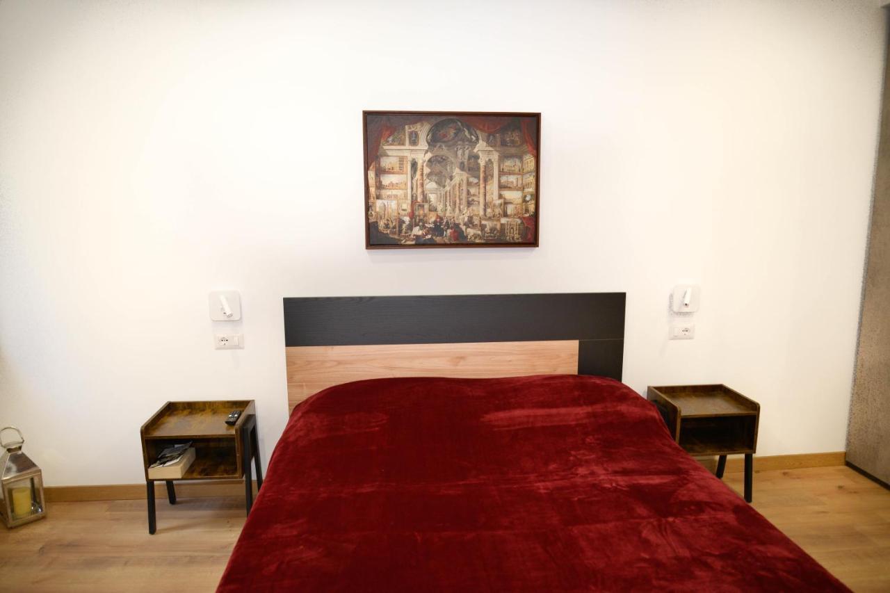 Fidia Palace Claudia'S Apartment Colosseo Rzym Zewnętrze zdjęcie